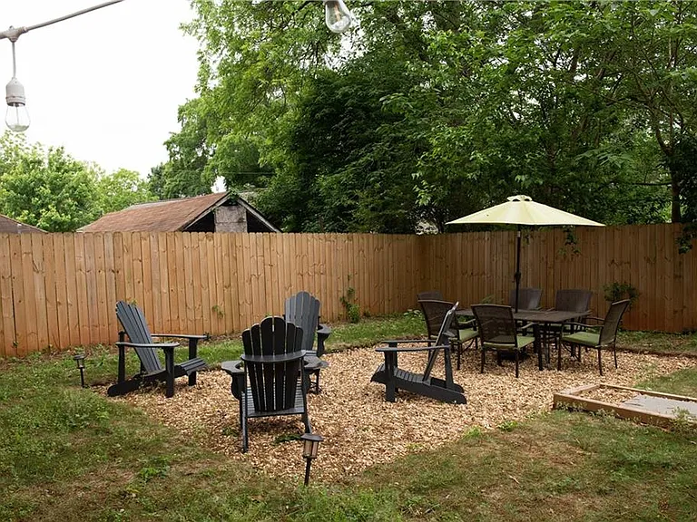 187 Farrington Ave SE — Photo 33