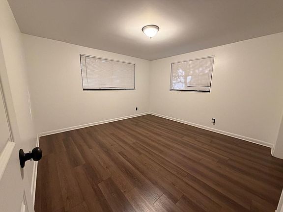 5th image of 1220 E 142nd Ave APT B