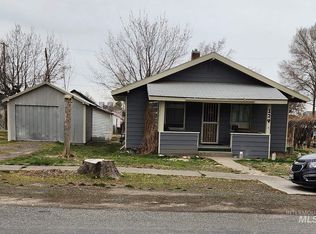 124 6th St, Filer, ID 83328