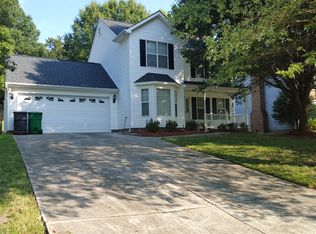 8413 Terra Cotta Dr, Charlotte, NC 28215