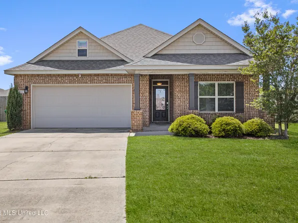 1201 Barberry Cv, Ocean Springs, MS 39564