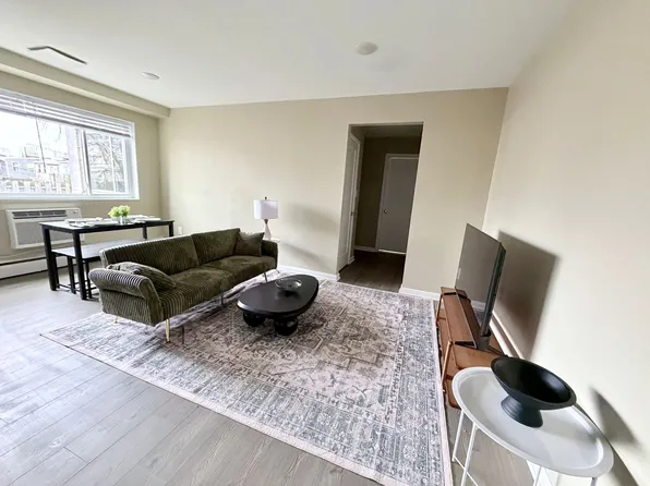 The Thomas, 350 U St NE APT 105, Washington, DC 20002