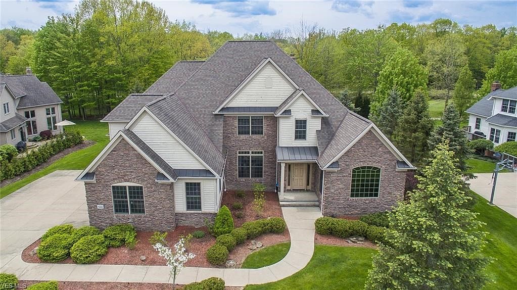 7460 Royal Portrush Dr, Solon, OH 44139 | Zillow