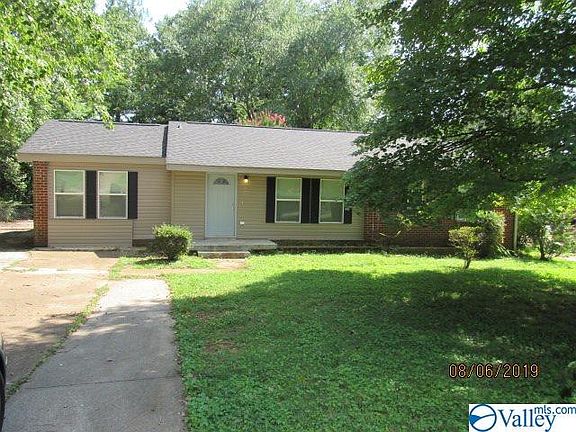 3rd image of 4506 Lakeview Dr NW