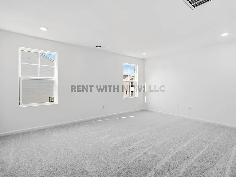 2307 Oakwood Meadows Ct — Photo 24