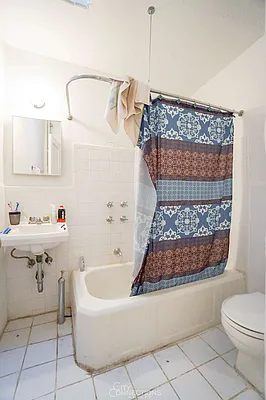 Rented by City Connections Realty | media 20