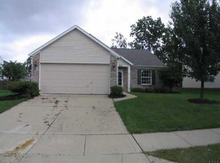 3813 S Grove Tree Ln, Indianapolis, IN 46203
