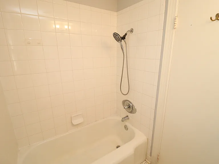 1000 Nichols Dr — Photo 21