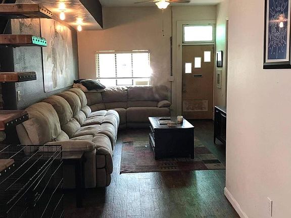 4th image of 825 Mariposa St