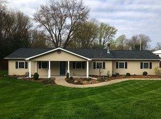 1577 N Hillcrest Dr, Vincennes, IN 47591