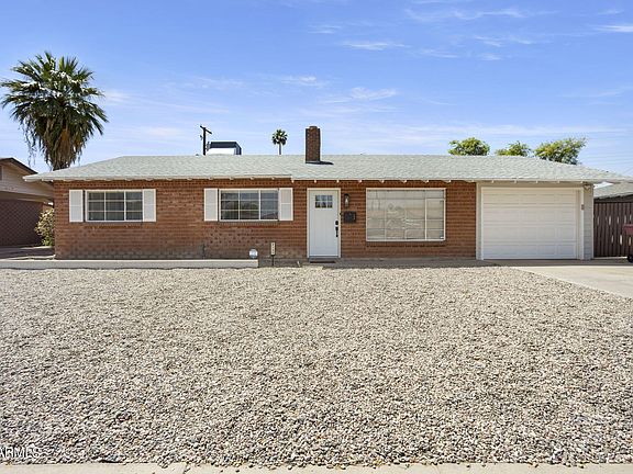 2nd image of 8131 E INDIANOLA Avenue