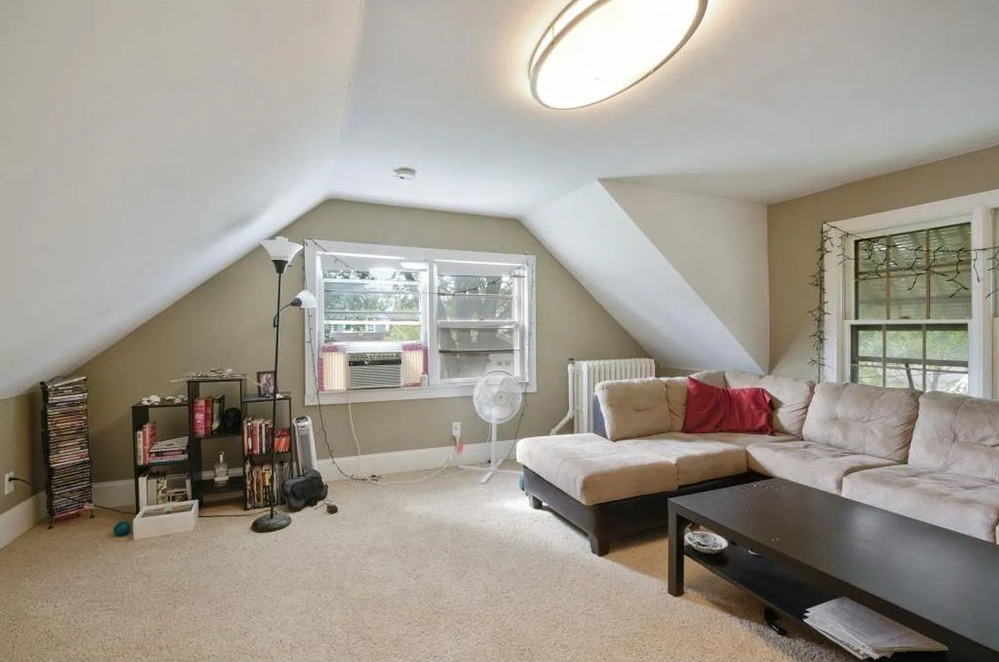 1270 Seminary Ave — Photo 3