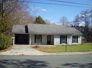 306 McDonald Ave N, Douglas, GA 31533