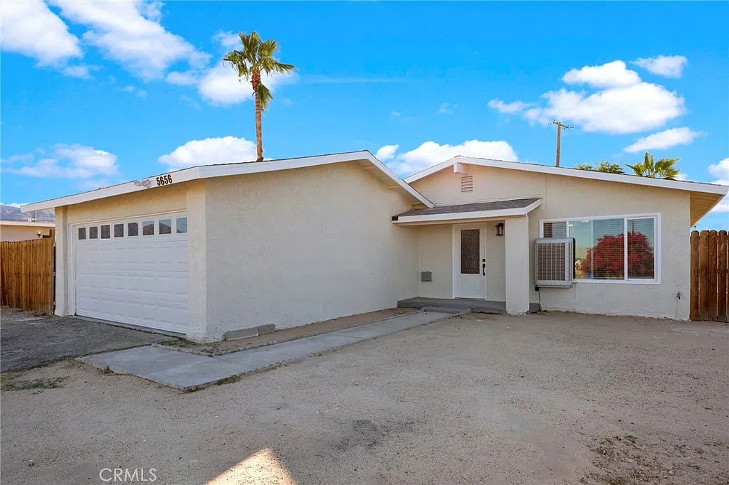 4 bed, 1225 sqft, $2,250 — Photo 2