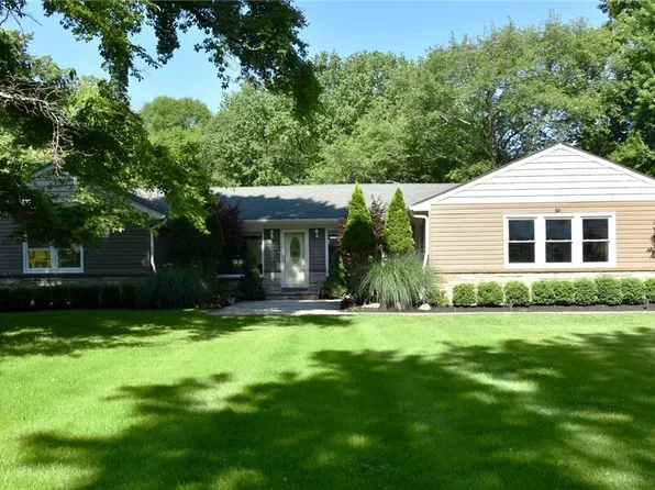 4300 Orangedale Rd, Orange, OH 44022