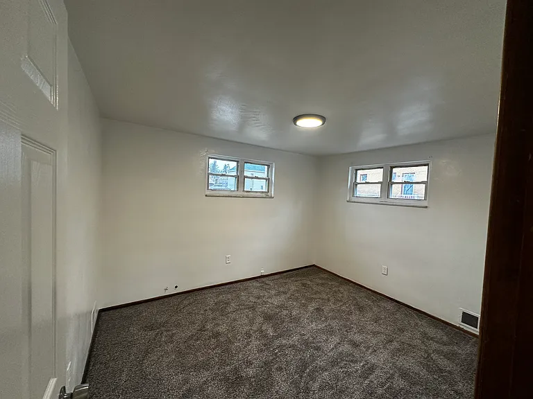 1611 Oakhurst St — Photo 10