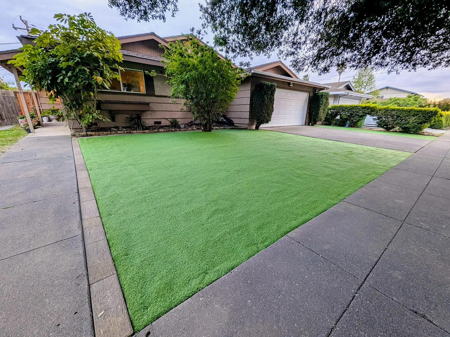4364 Mowry Ave — Photo 1