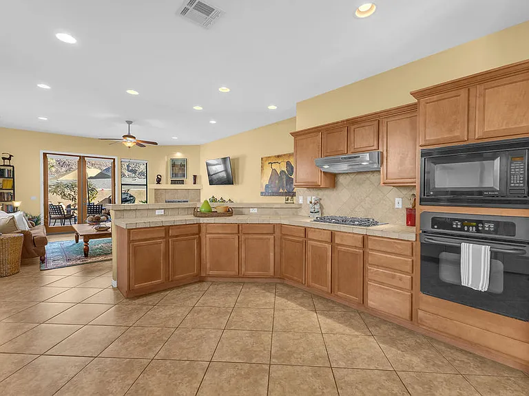 54052 Avenida Martinez — Photo 15