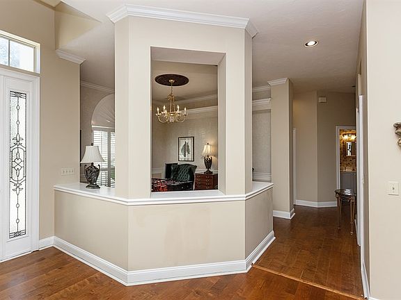 5th image of 153 Indian Cove Ln