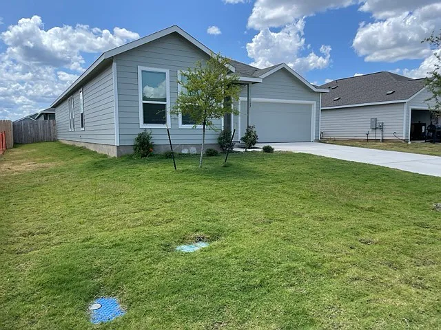 107 Bertram Oaks Dr