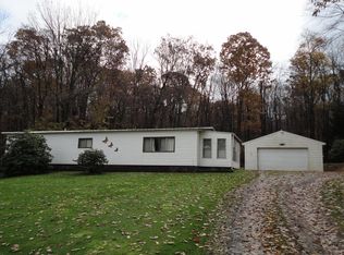 140 Merrill St, Franklin, PA 16323