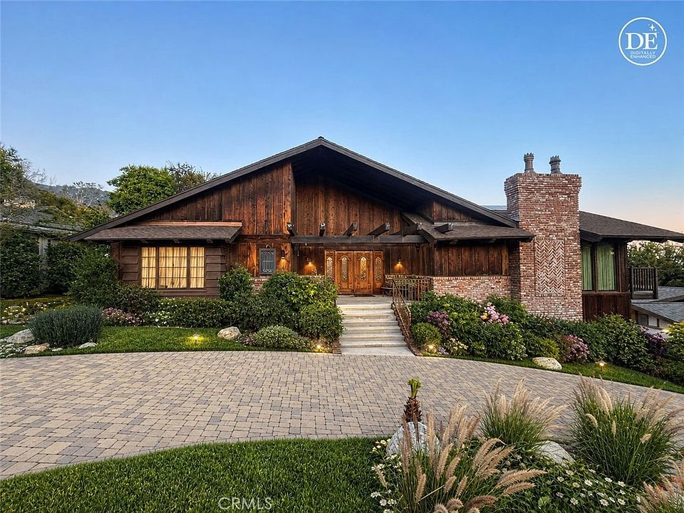 1st image of 2030 Liliano Dr