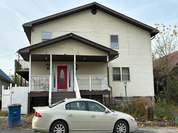 6 Vancouver St, Fort Gay, WV 25514