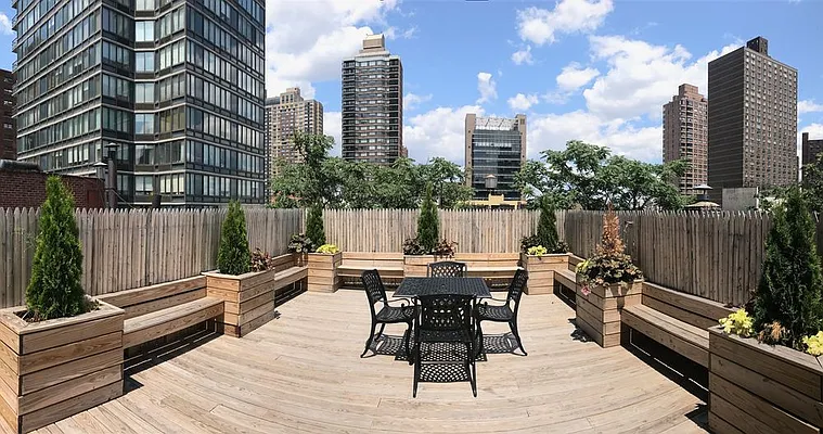 Rented by Zjama Realty Corp | media 23