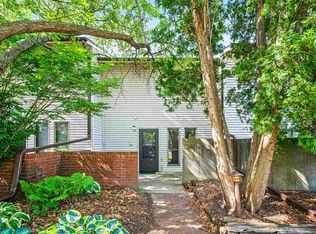 349 Samoa Dr, Iowa City, IA 52246