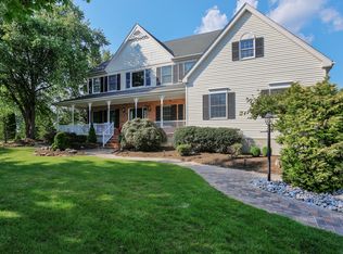 37 Milburn Dr, Hillsborough, NJ 08844
