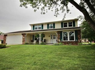 4727 Aboite Lake Dr, Fort Wayne, IN 46804