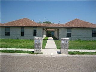 1st image of 724 W Bronze Dr