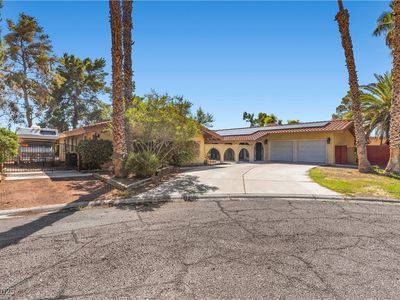 3265 Mustang St, Las Vegas, NV, 89108