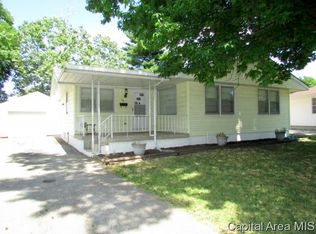 54 Midland Ct, Springfield, IL 62702