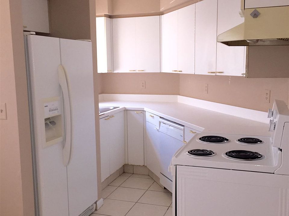 1st image of 18B Brelyn Pl