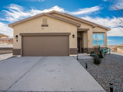 8 Camel Rd, Los Lunas, NM, 87031