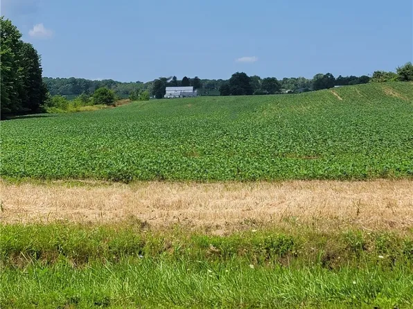 Ballash Rd, Medina, OH 44256