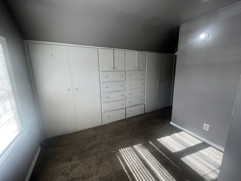 1 bed, 1.0 bath, $775 — Photo 2