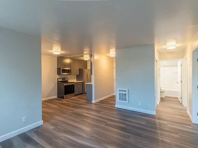 Northpoint Apartments — Photo 3