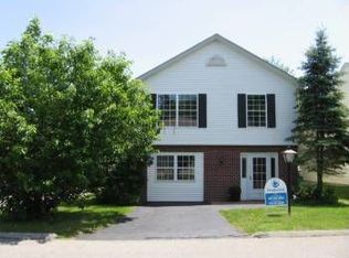 5 Mews Aly, Poughkeepsie, NY 12603