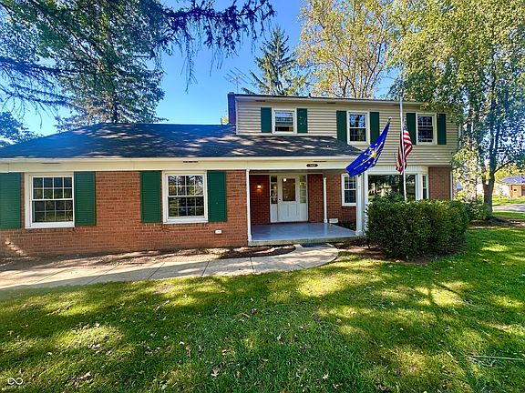 2nd image of 1017 Melrose Dr