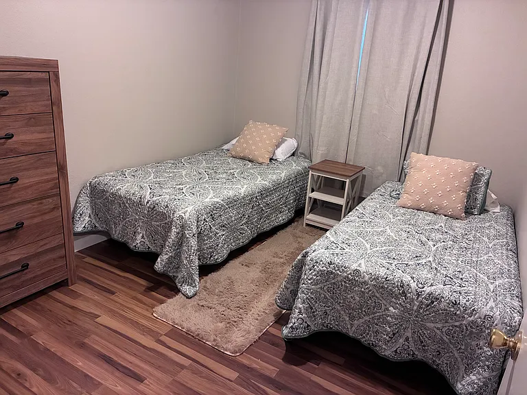 1026 N Jefferson St #B — Photo 2