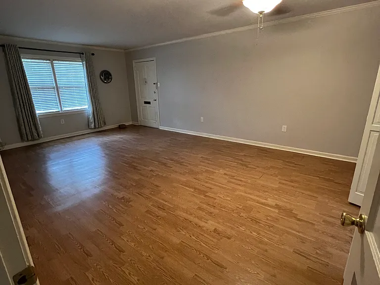 4900 Claycut Rd #26 — Photo 1