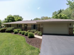 6321 Thorncrest Dr, Rockford, IL 61109