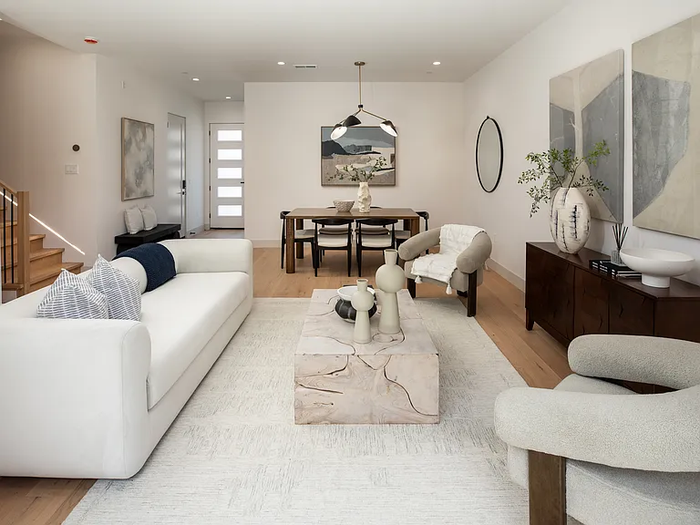 813 Bay Rd — Photo 4