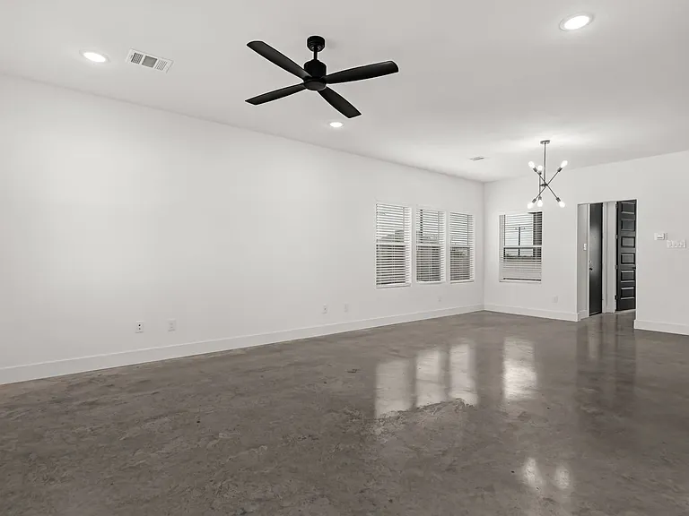 3001 Alpha Wolf Ct — Photo 3
