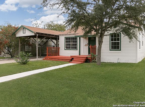 4th image of 438 Elmwood Dr
