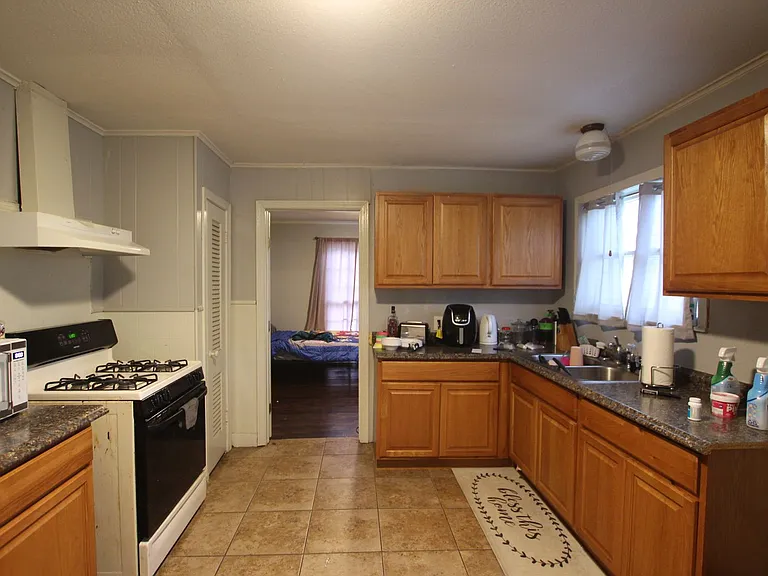 2104 Sunnybrook Dr — Photo 8