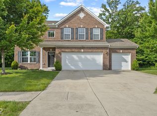 3068 Reflection Ct, Greenwood, IN 46143