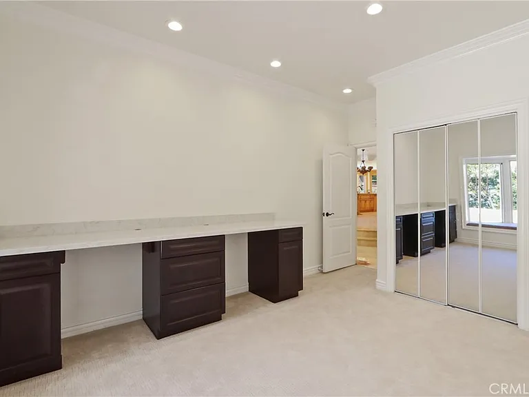 27801 Golden Ridge Ln — Photo 33